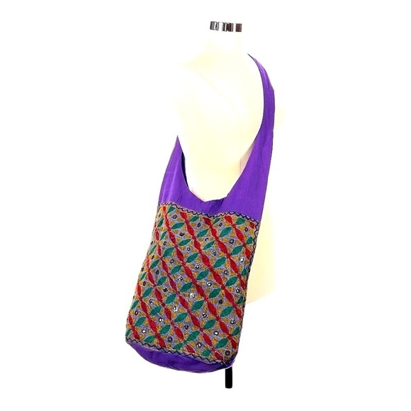 Bohemian Fabric Crossbody Tie Bag 16.75 x13.75X 1" Pattern Fabric Color - Picture 6 of 6